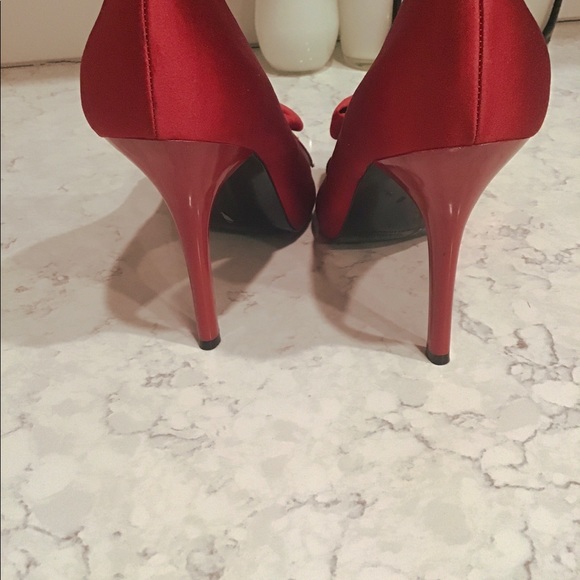 Guess Satin Bow Peep stilettos - Picture 3 of 5